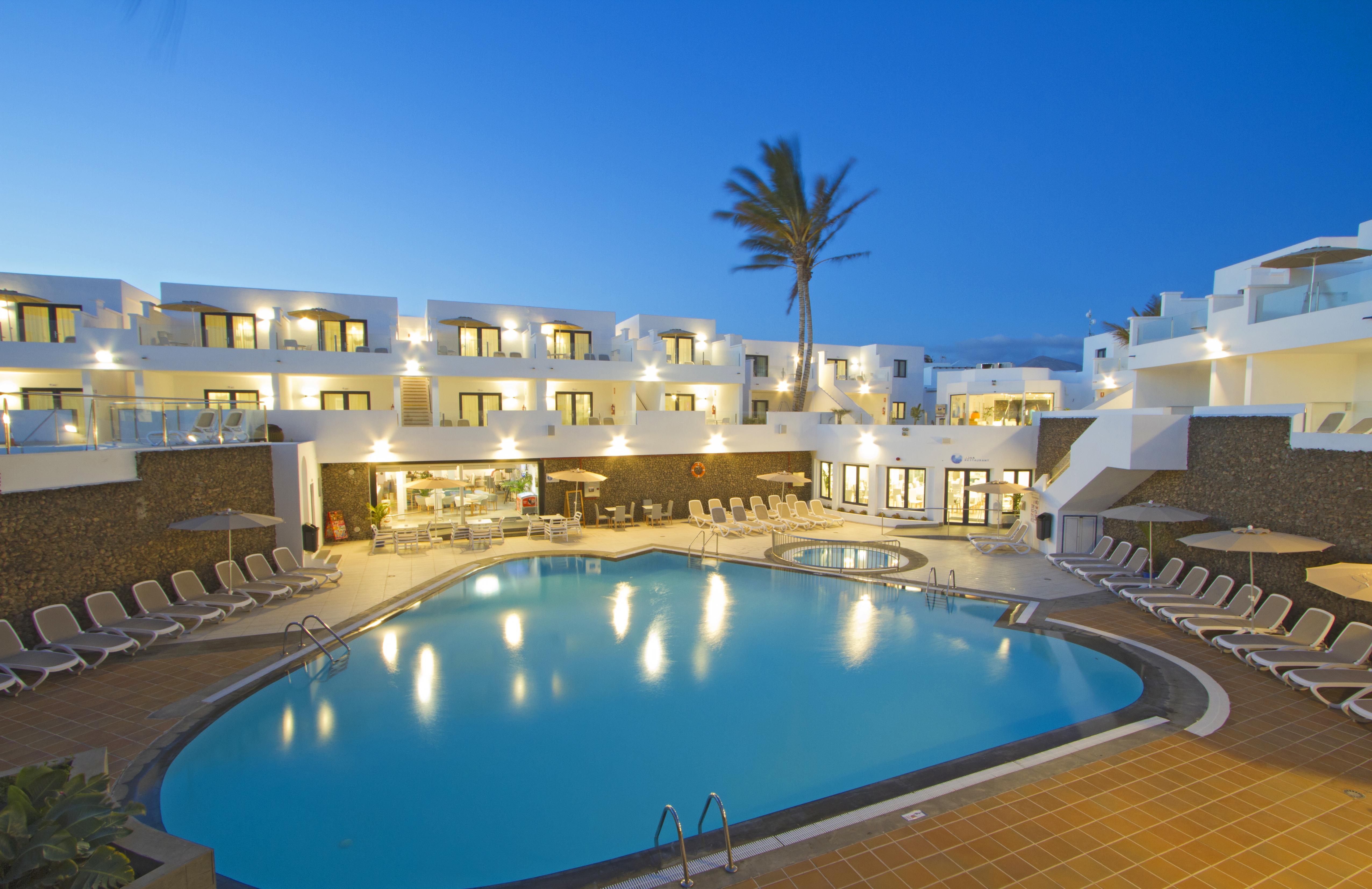 Aqua Suites Puerto del Carmen  Zewnętrze zdjęcie