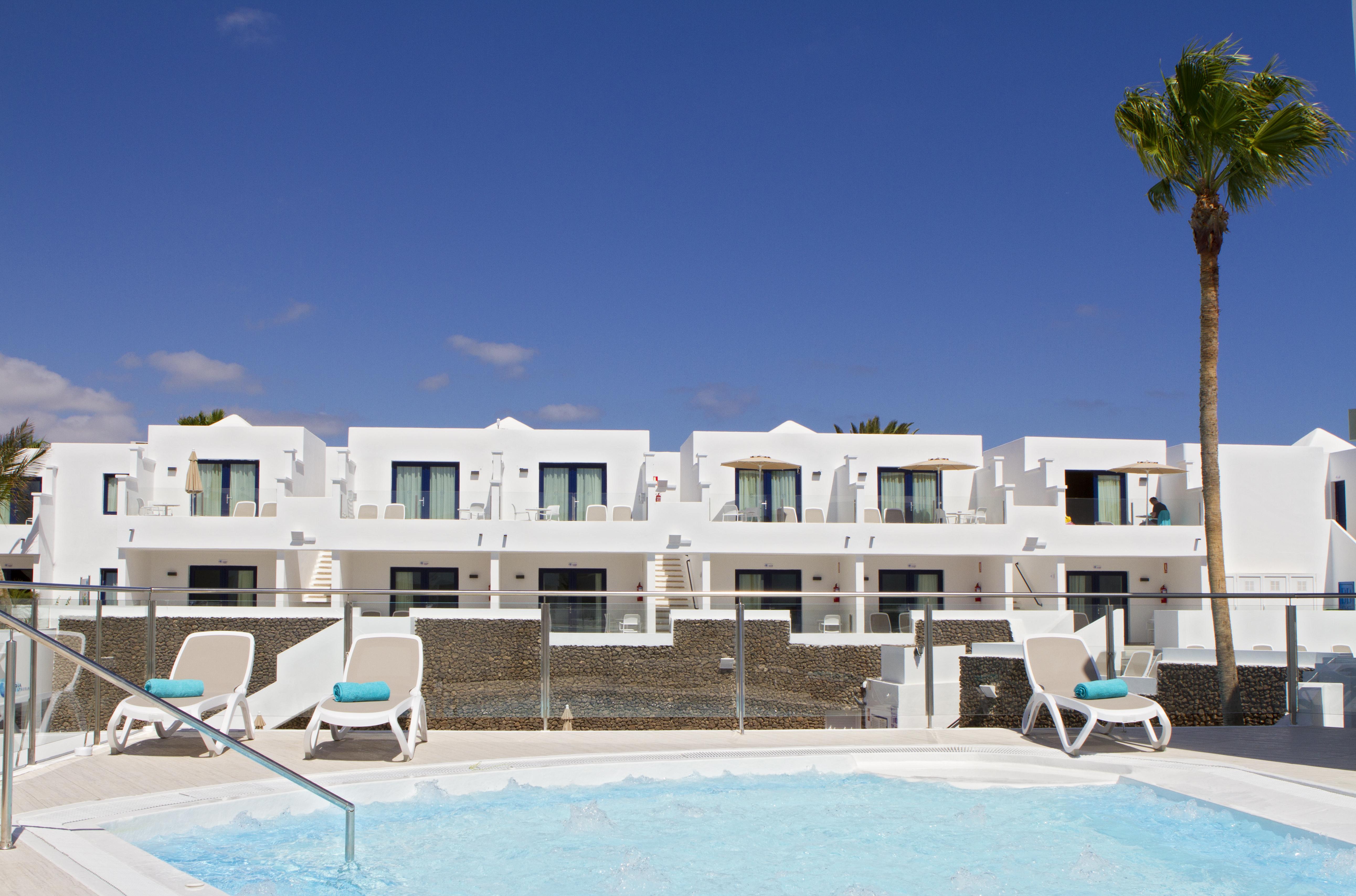 Aqua Suites Puerto del Carmen  Zewnętrze zdjęcie